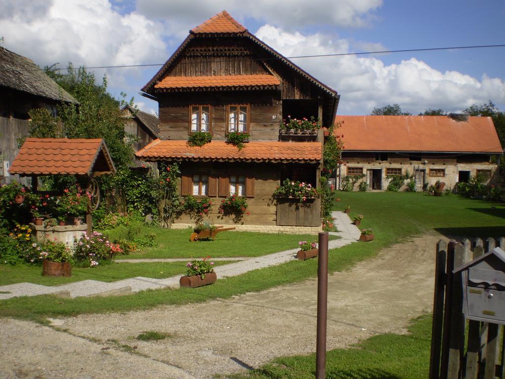Apartments Iza Na Trem Cigoc Экстерьер фото