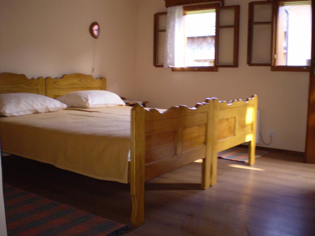 Apartments Iza Na Trem Cigoc Экстерьер фото